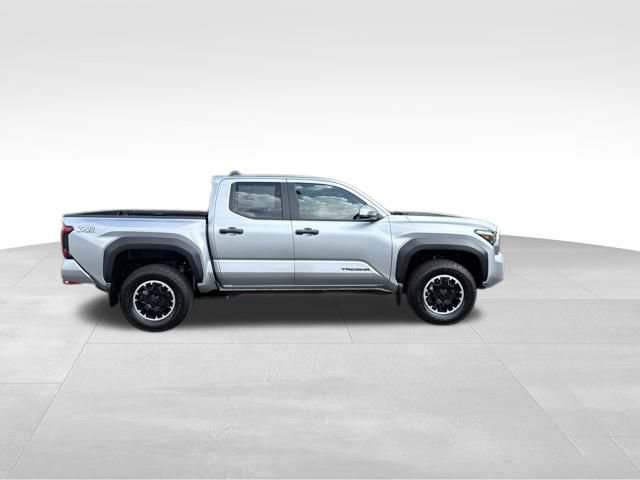 New 2026 Toyota Tacoma TRD Off-Road AWD/4WD image 7
