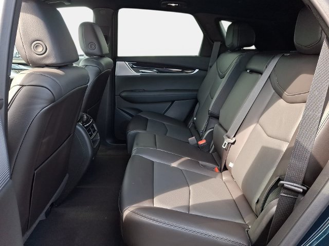 New 2026 Cadillac XT5 Premium Luxury w/ Driver Assist Package AWD/4WD image 5