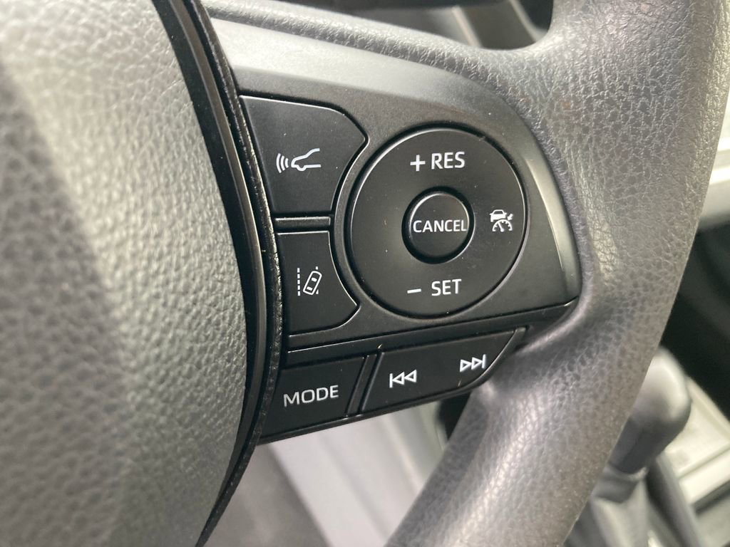 Used 2020 Toyota Corolla LE image 43