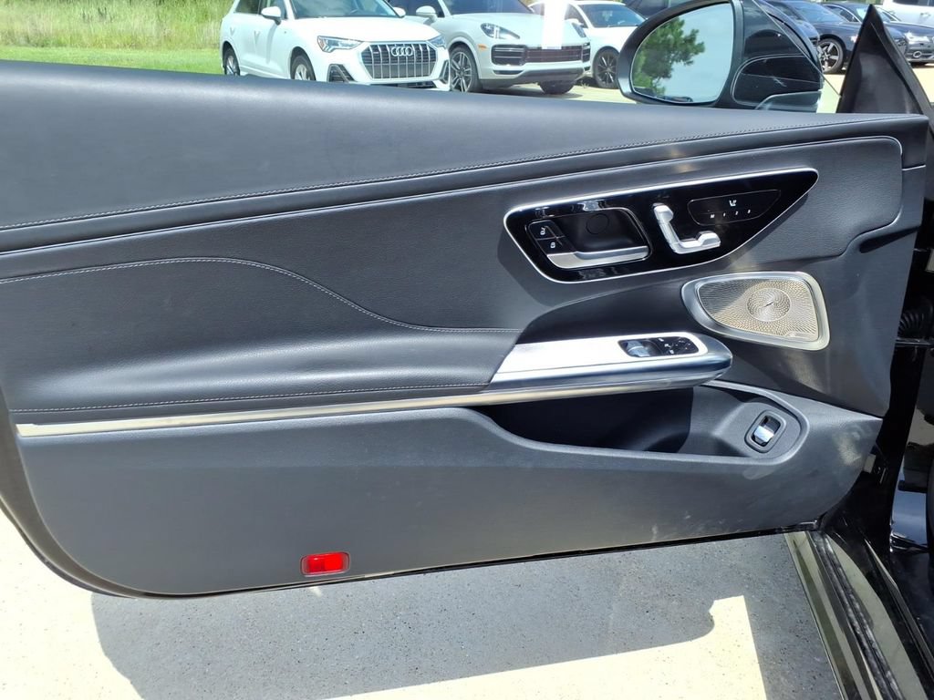 Used 2024 Mercedes-Benz CLE 300 4MATIC Coupe image 24