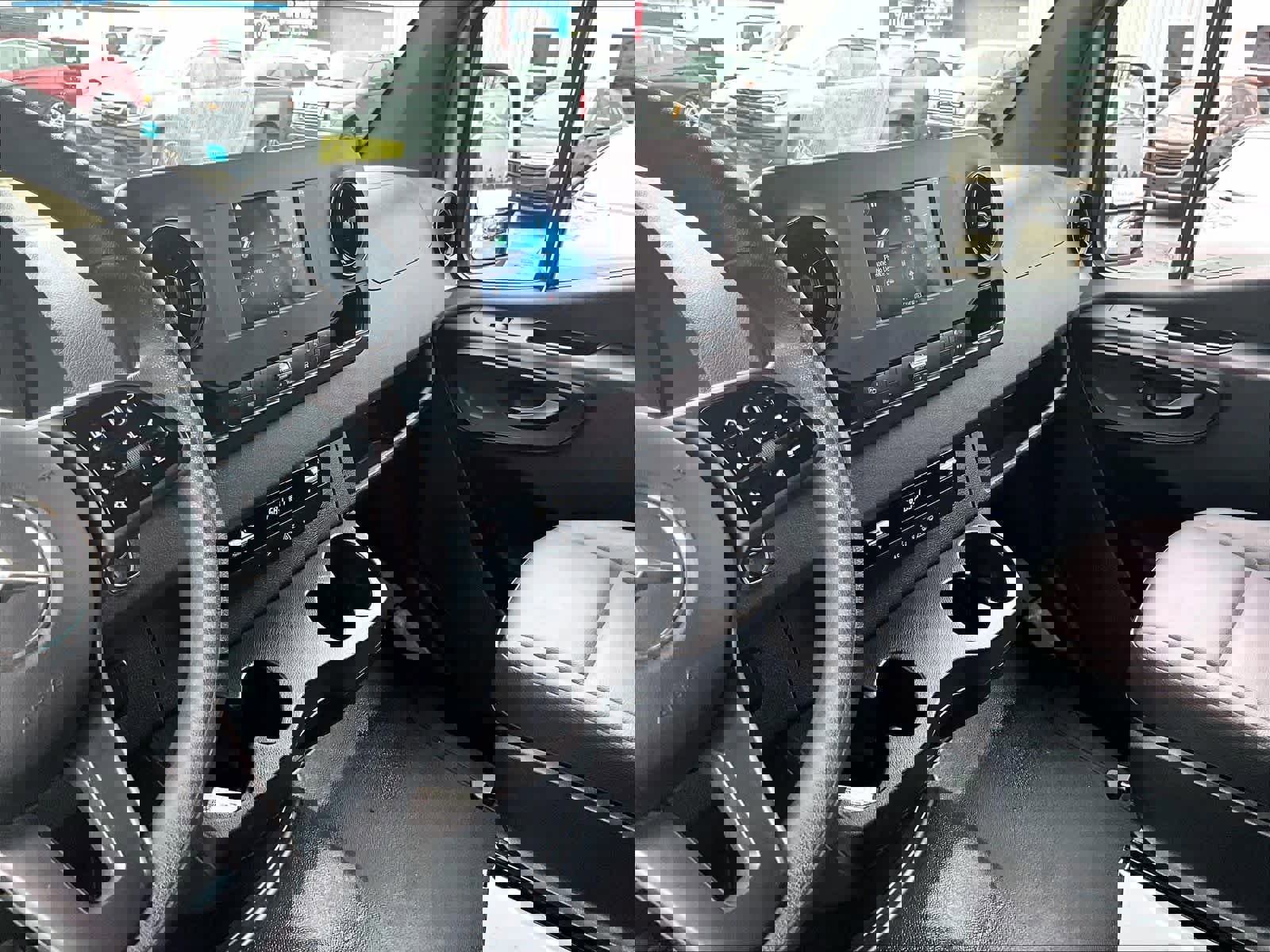 Used 2024 Mercedes-Benz Sprinter 2500 image 17