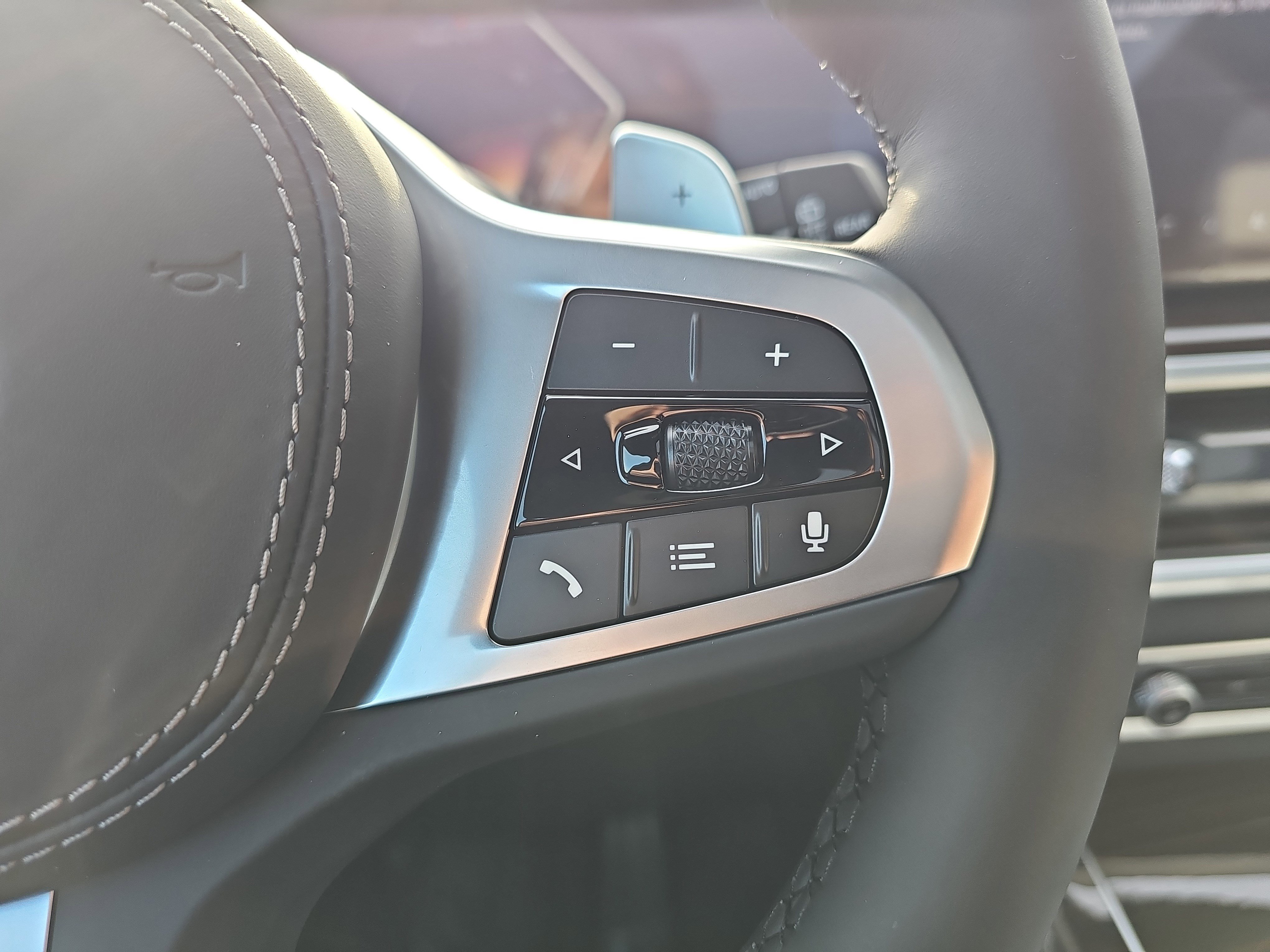 New 2026 BMW X5 xDrive50e w/ M Sport Package AWD/4WD image 20