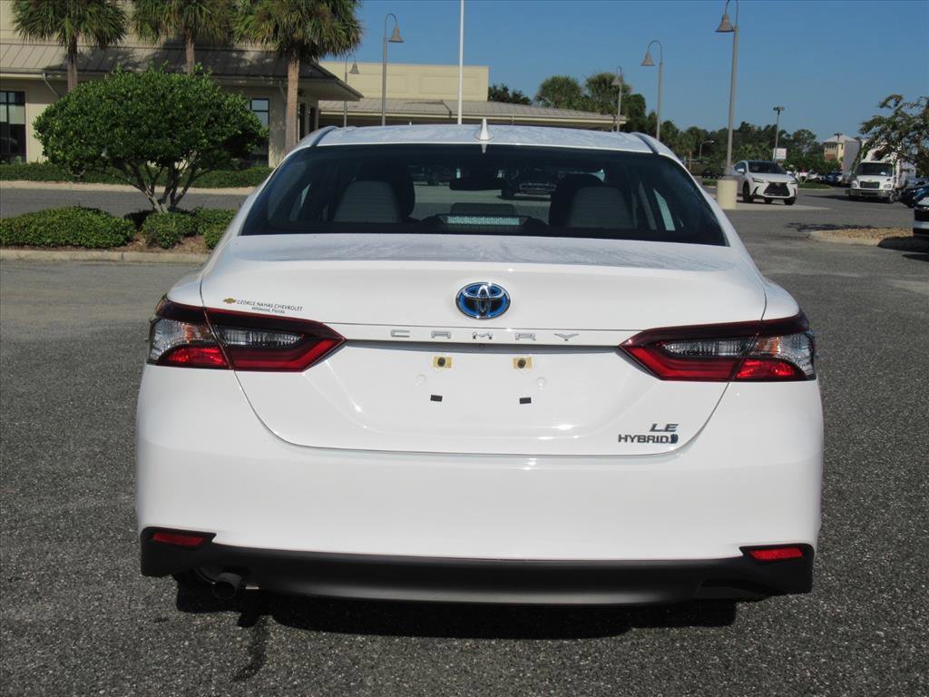 Used 2022 Toyota Camry LE image 5
