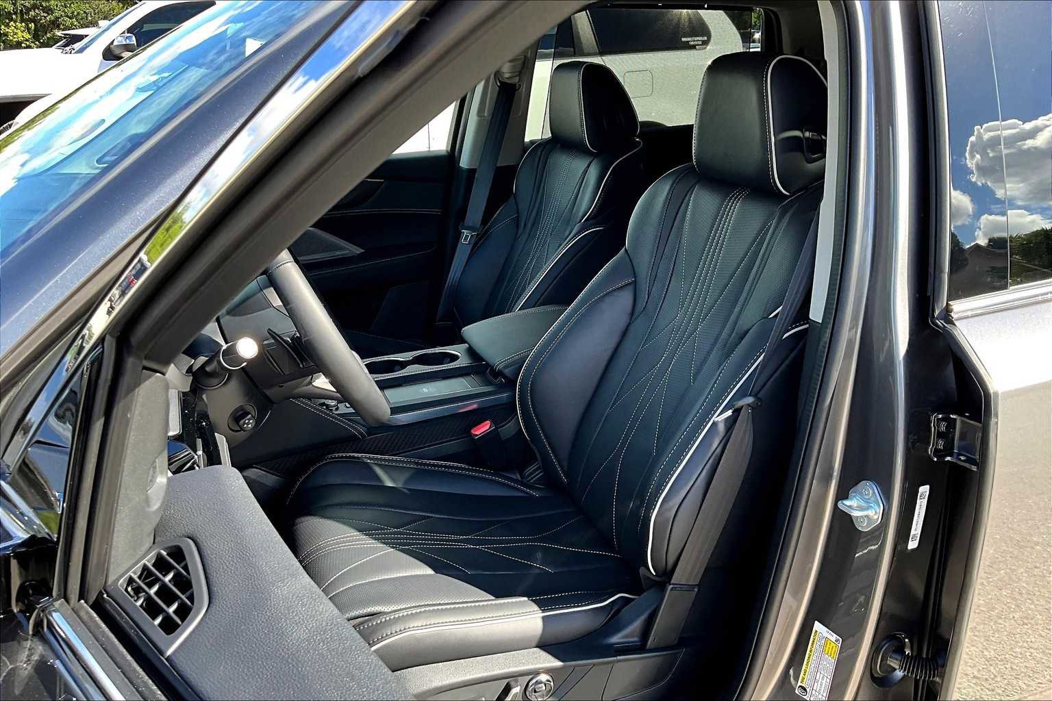 New 2026 Acura MDX SH-AWD w/ Advance Package image 9