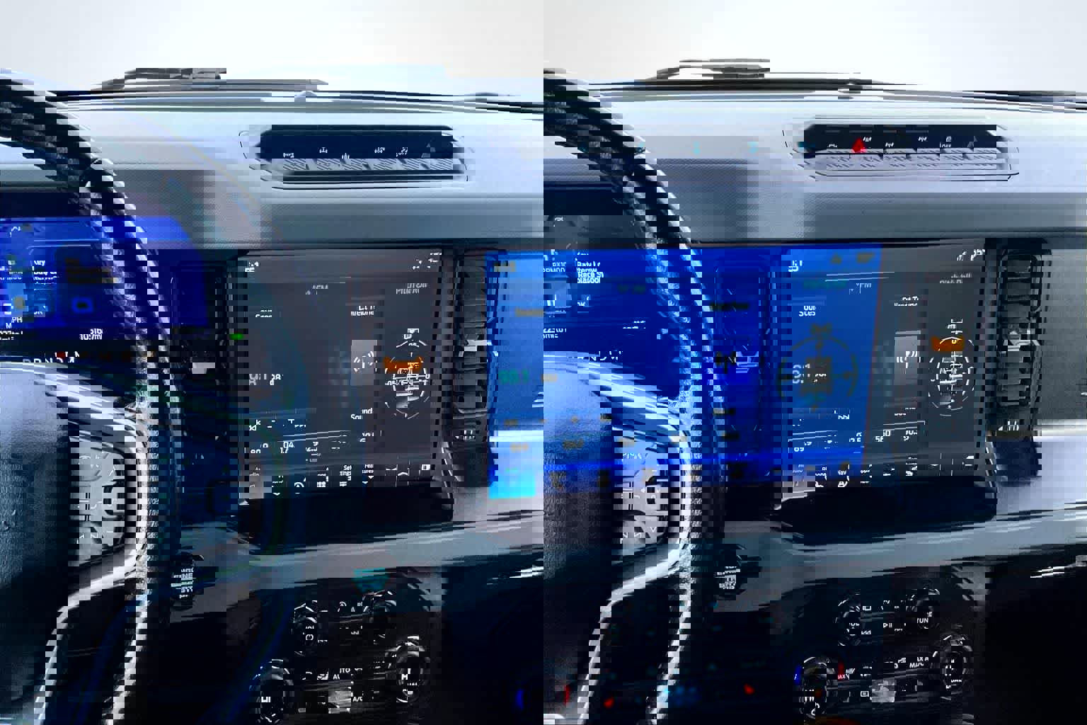 Used 2021 Ford Bronco Badlands image 16