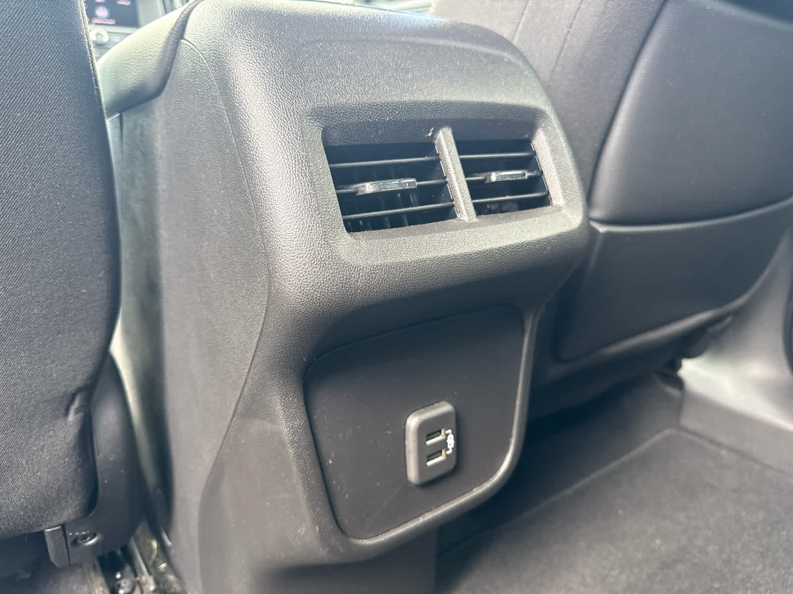 Used 2023 GMC Terrain SLE w/ Driver Convenience Package AWD/4WD image 23