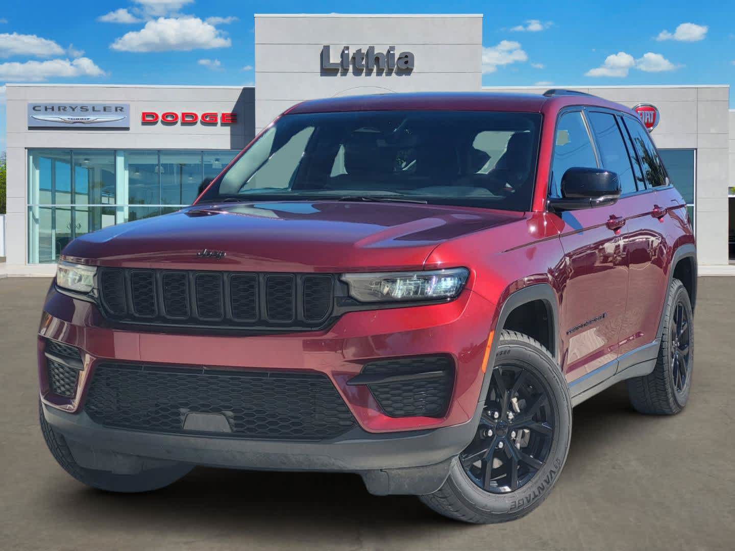 Used 2024 Jeep Grand Cherokee Altitude AWD/4WD image 1