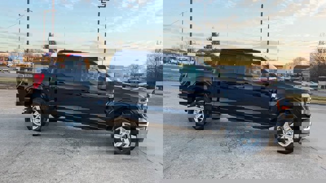 Used 2023 Ford F150 XLT image 2