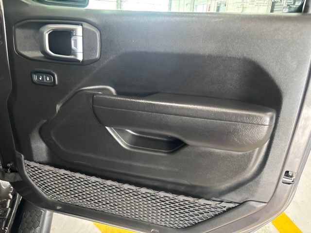 Used 2022 Jeep Wrangler Sport AWD/4WD image 30