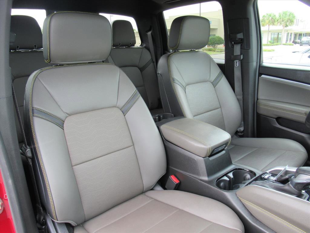 Used 2024 Chevrolet Colorado ZR2 w/ ZR2 Convenience Package III image 8