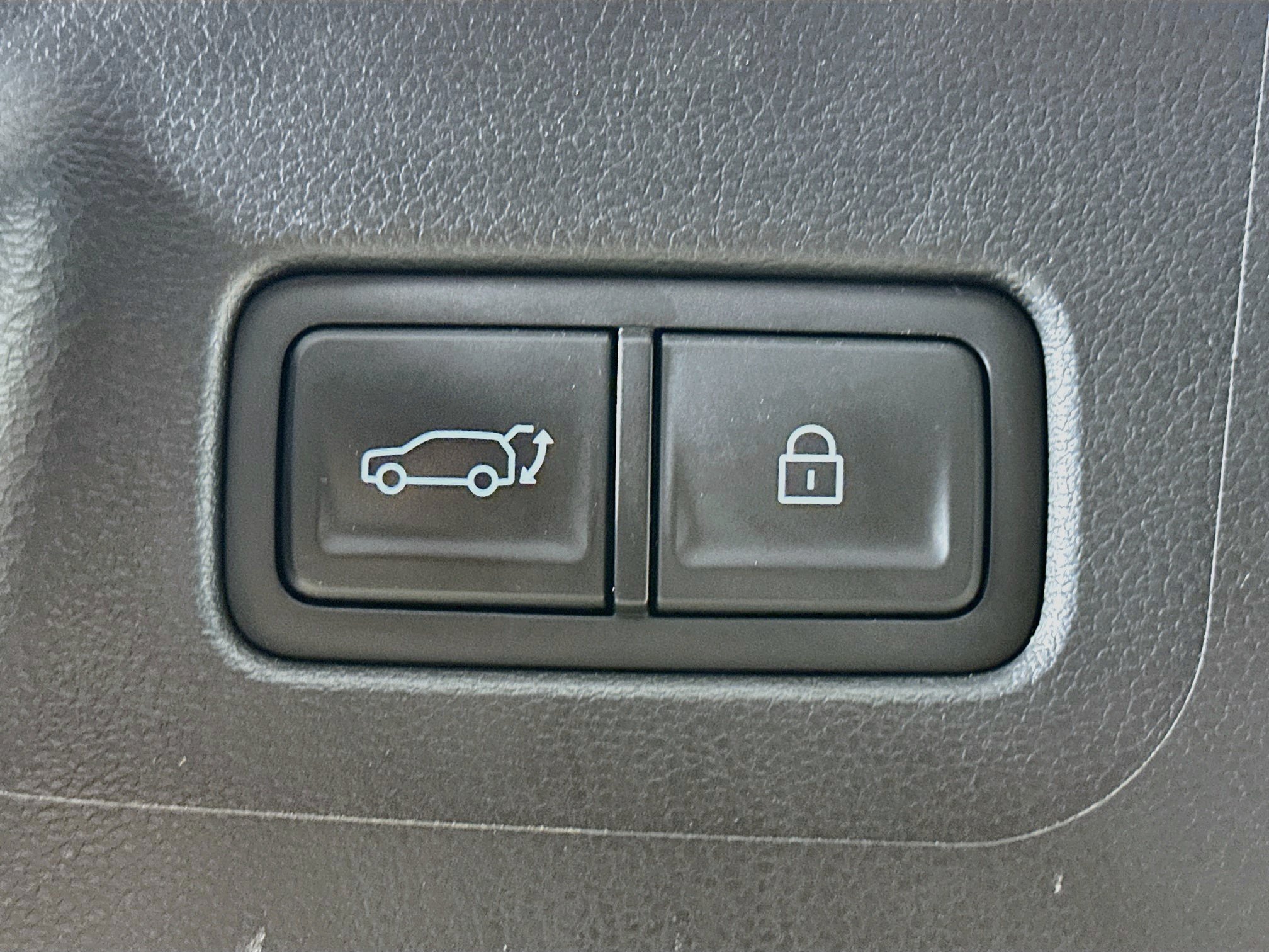 Used 2025 Hyundai Santa Fe SEL AWD/4WD image 29