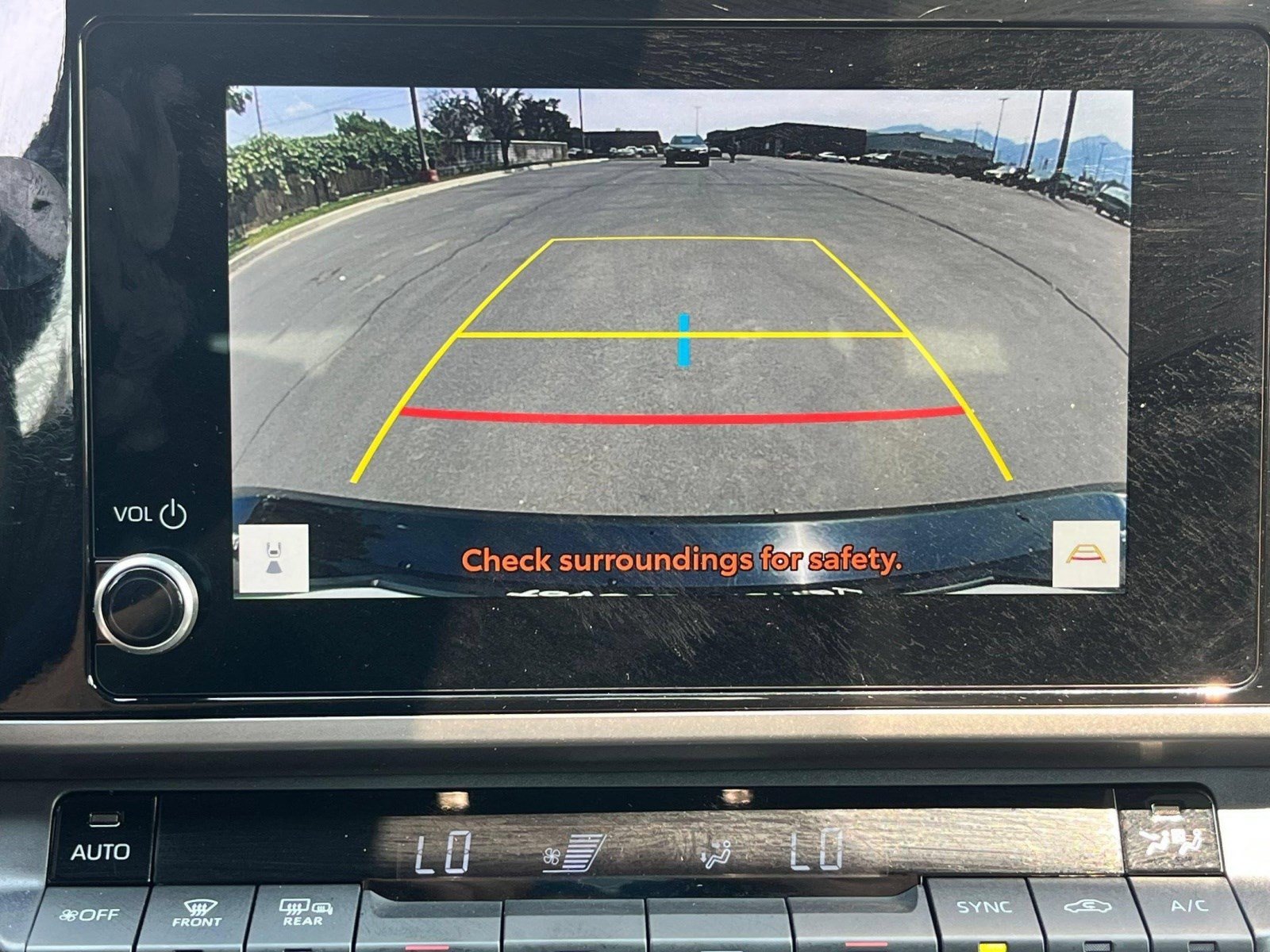 Used 2025 Toyota Camry SE FWD image 21