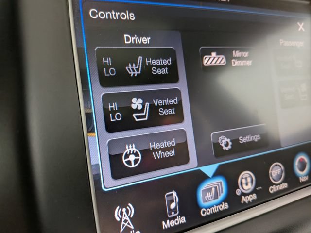 Used 2015 Jeep Grand Cherokee SRT w/ Trailer Tow Group IV AWD/4WD image 8