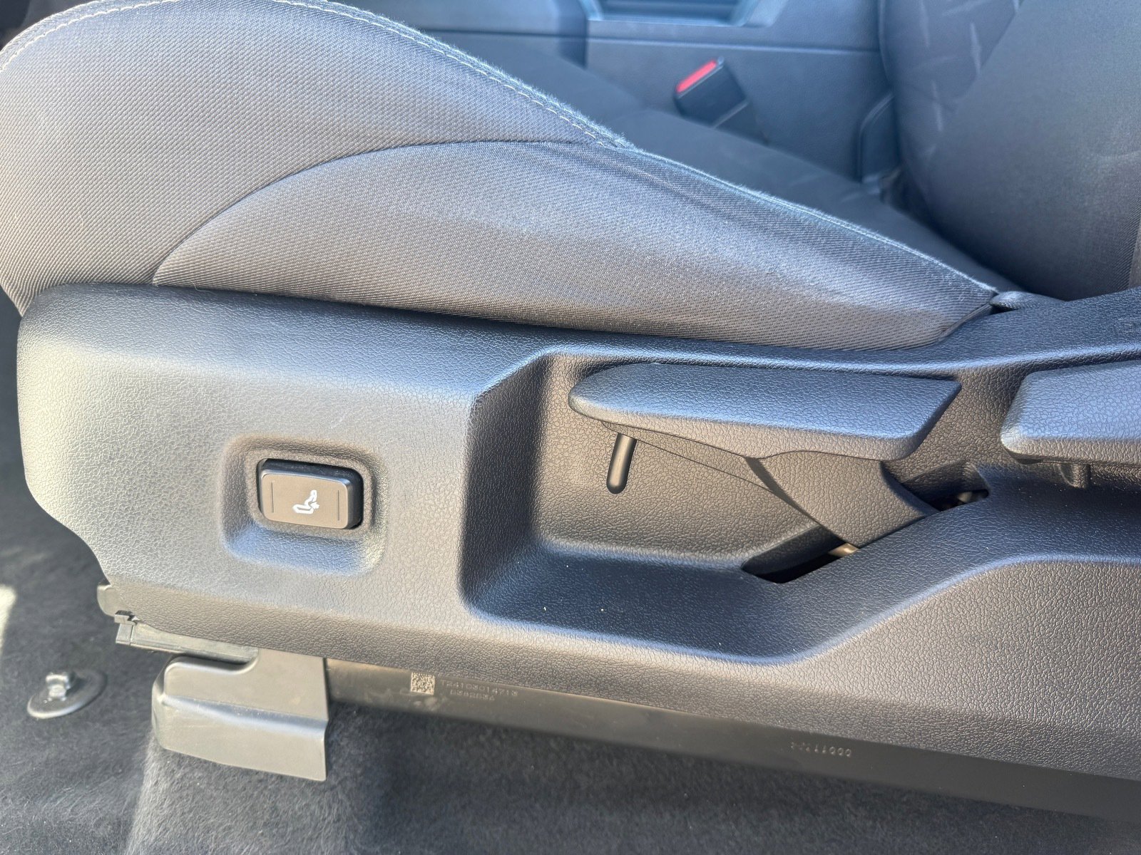 Used 2024 Toyota Tacoma SR image 10