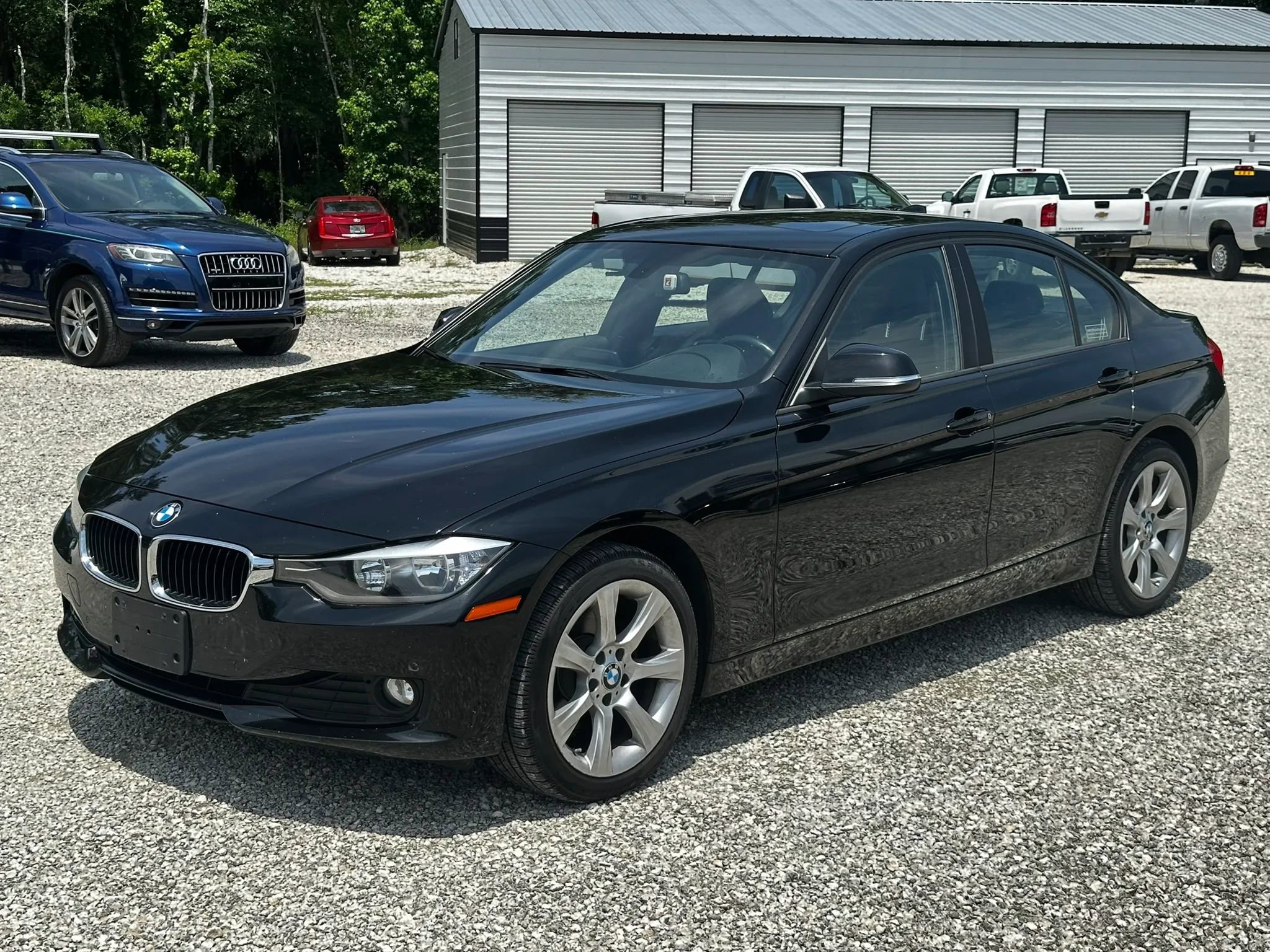 Used 2014 BMW 320i xDrive Sedan AWD/4WD image 3
