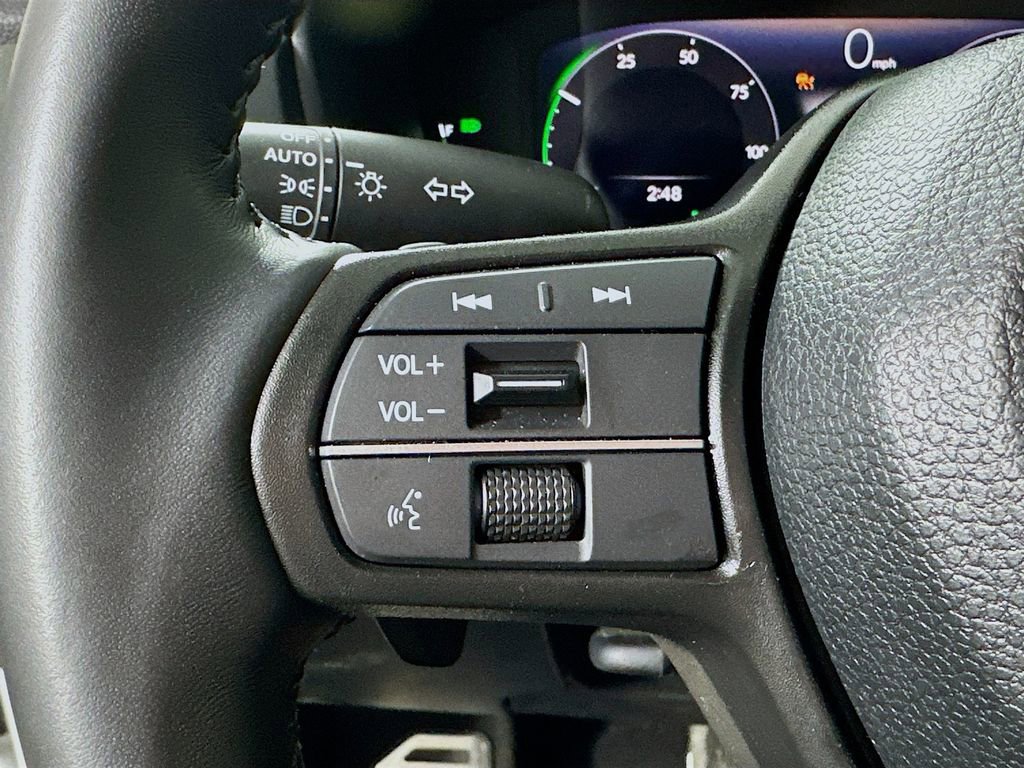 Used 2025 Honda Accord Sport image 22