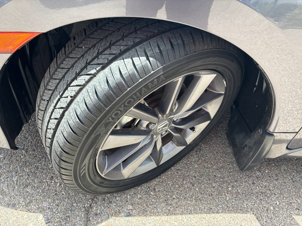 Used 2020 Honda Civic EX image 9