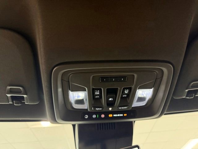 Used 2025 Chevrolet Silverado 2500 LTZ w/ LTZ Premium Package AWD/4WD image 16