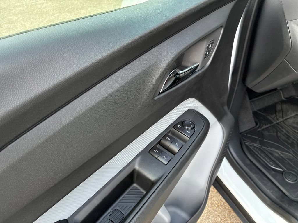 New 2027 Chevrolet Bolt LT FWD image 17
