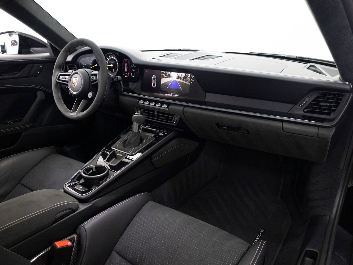 Certified 2024 Porsche 911 GT3 RWD image 33