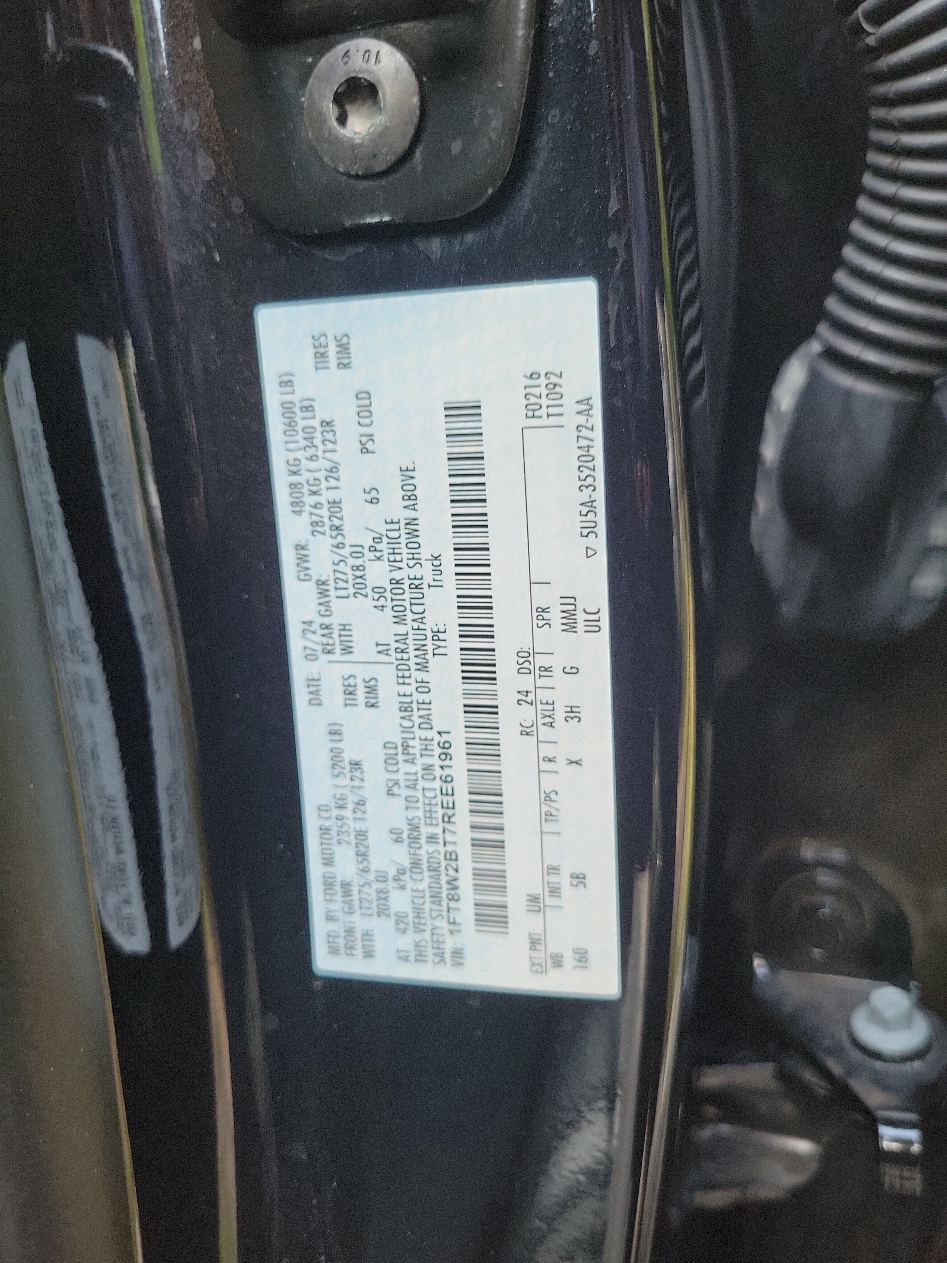 Used 2024 Ford F250 Lariat w/ Lariat Ultimate Package AWD/4WD image 29