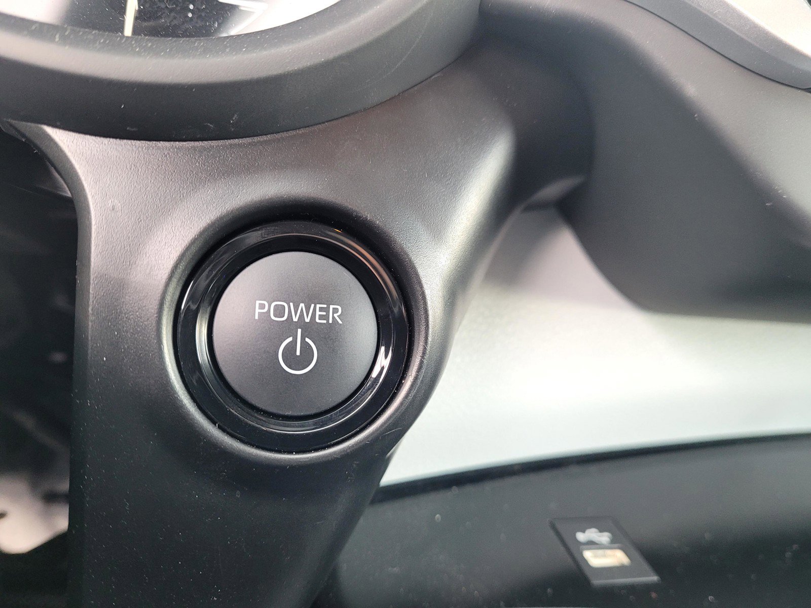 Used 2025 Toyota Sienna XLE image 20