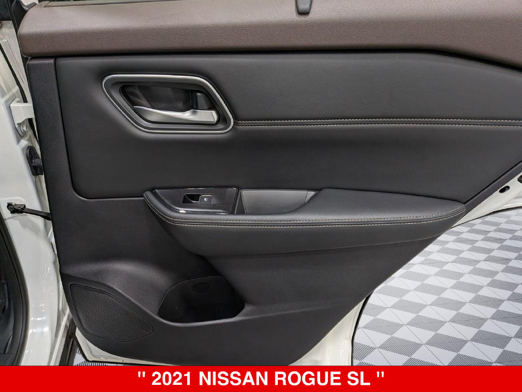 Used 2021 Nissan Rogue SL w/ Premium Package AWD/4WD image 32
