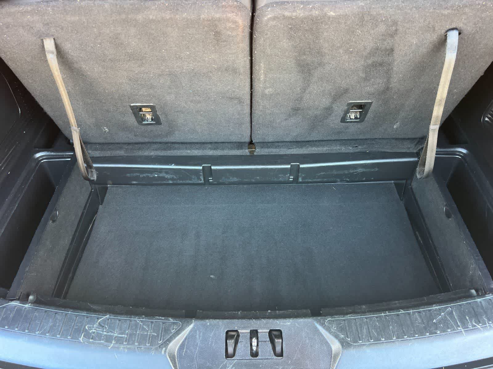 Used 2021 Ford Explorer XLT RWD image 17