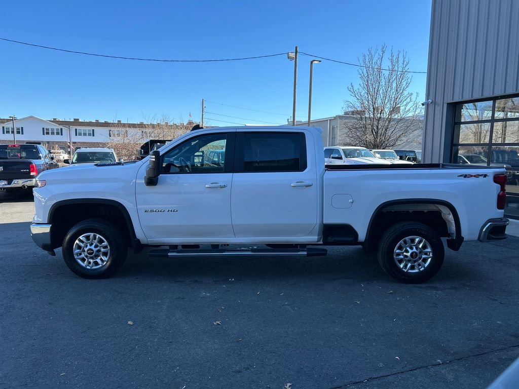 Used 2025 Chevrolet Silverado 2500 LT w/ Convenience Package image 7