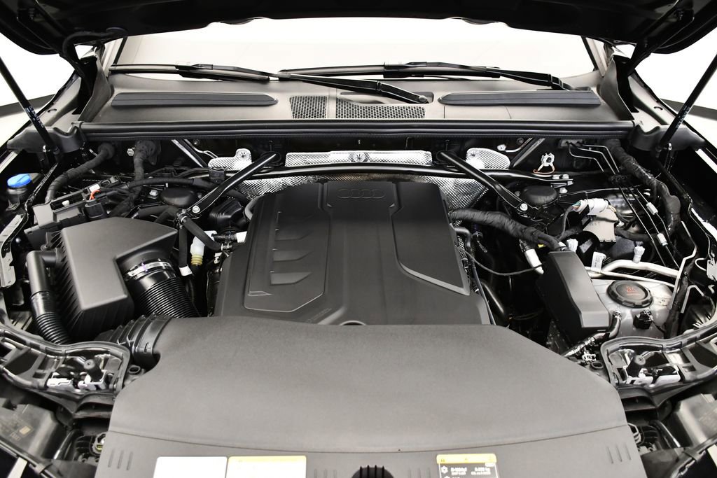 Used 2025 Audi Q5 Premium Plus w/ Premium Plus image 12