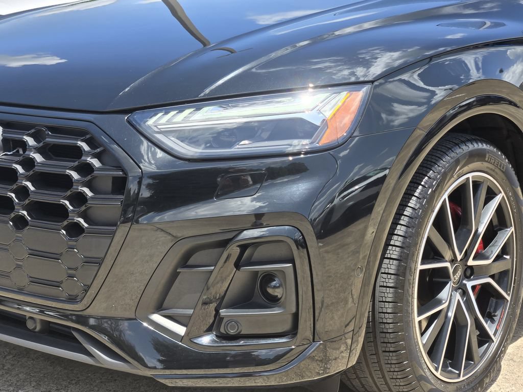 Certified 2024 Audi SQ5 Prestige w/ Prestige Package AWD/4WD image 12