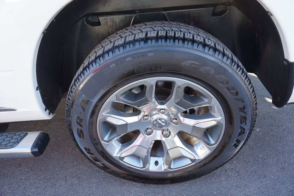 Used 2017 RAM 1500 Limited image 12