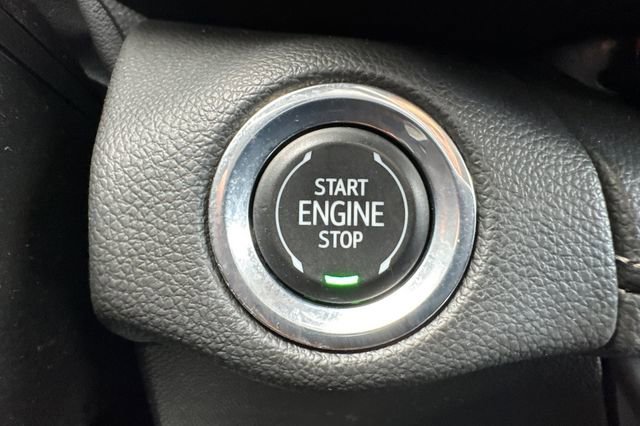 Used 2023 Buick Envision Essence AWD/4WD image 34
