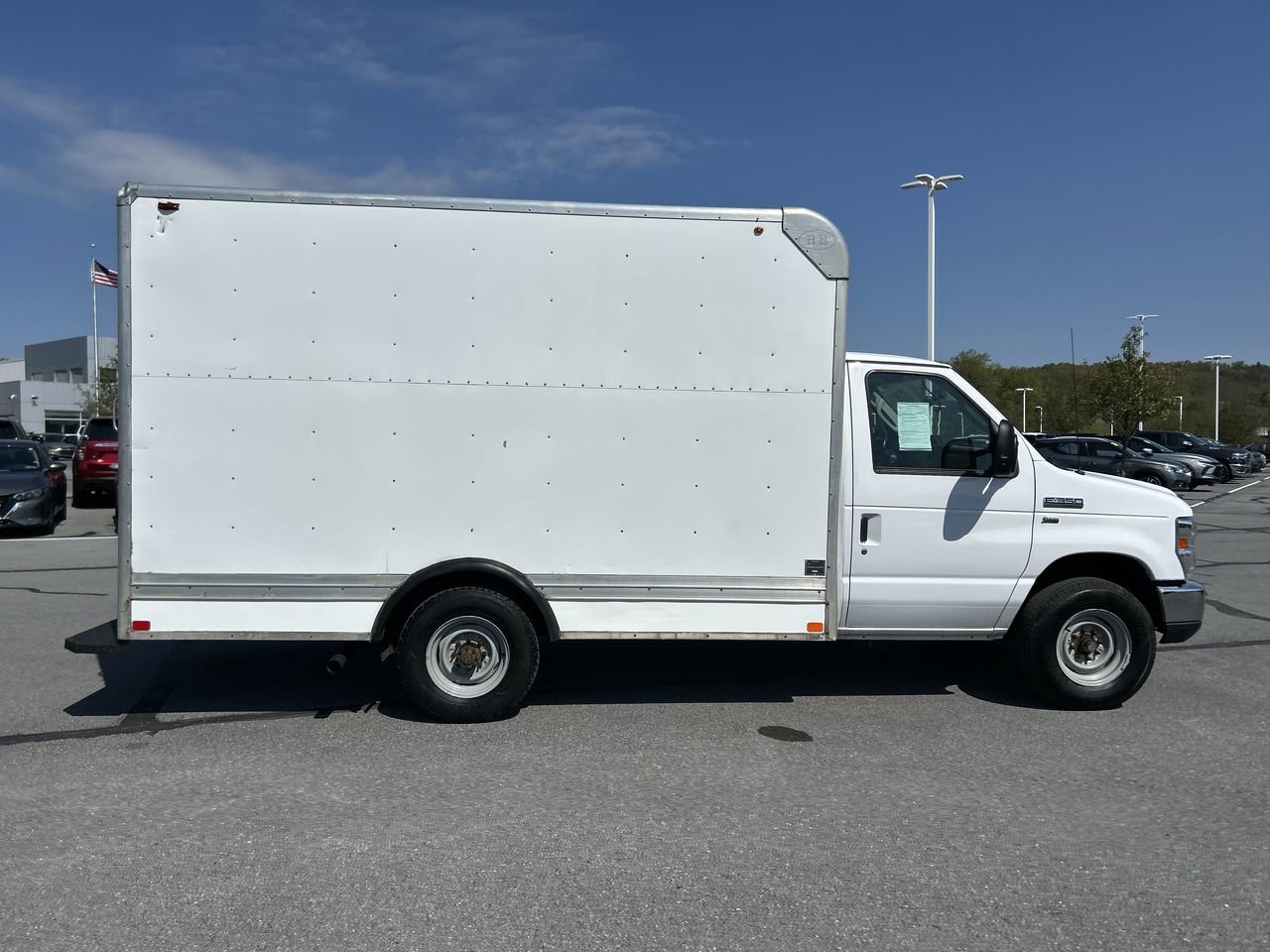 Used 2018 Ford E-350 and Econoline 350 Super Duty w/ Power Windows & Locks Group RWD image 8