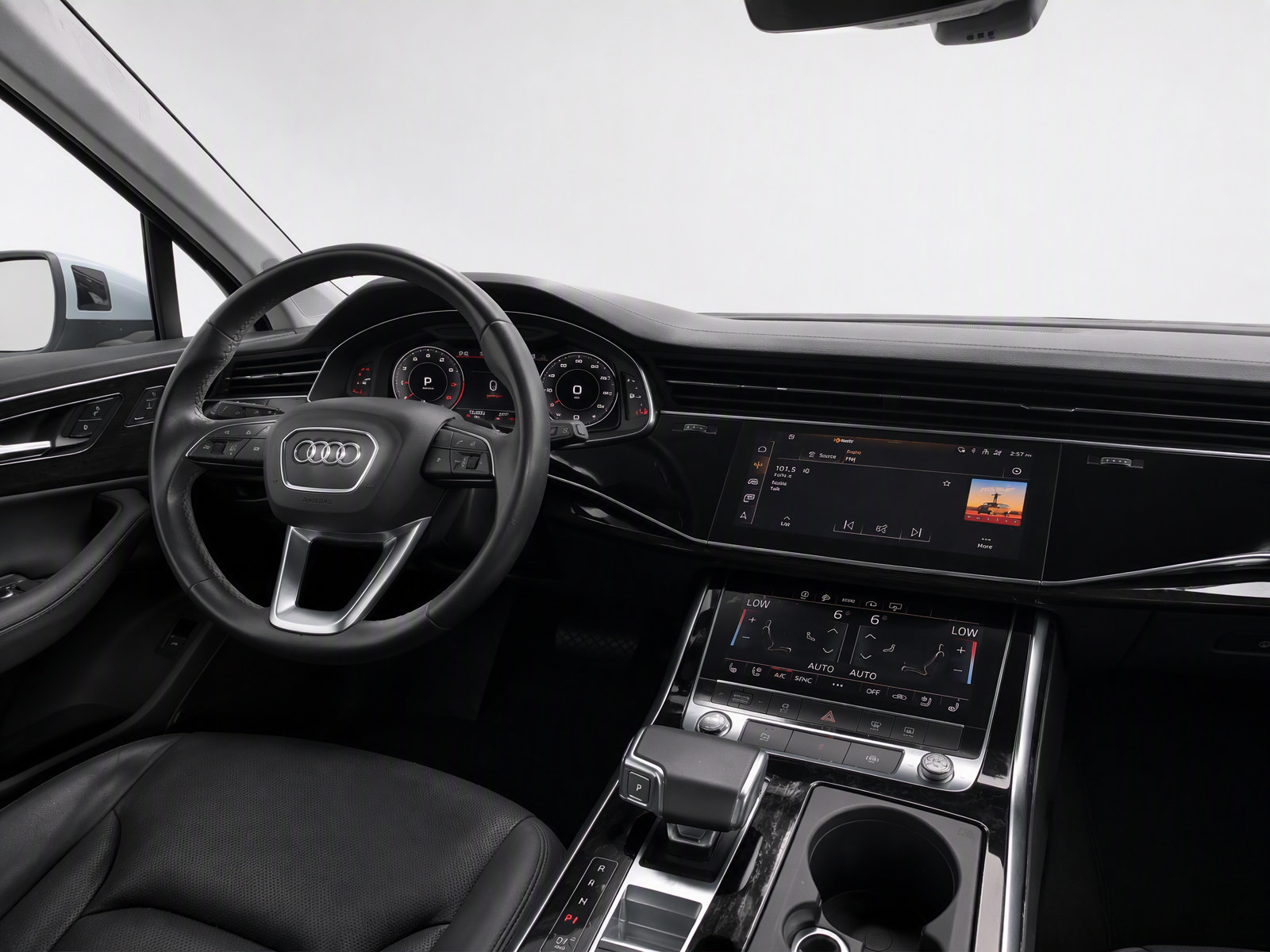 Used 2023 Audi Q7 2.0T Premium Plus w/ Premium Plus Package AWD/4WD image 25