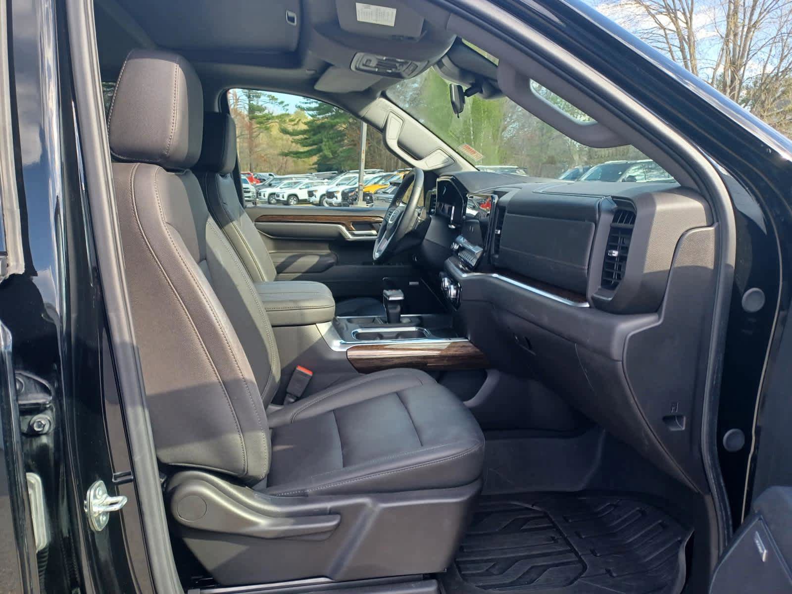 Used 2025 GMC Sierra 1500 Elevation w/ Elevation Premium Package AWD/4WD image 20