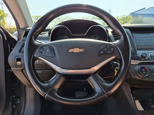 Used 2015 Chevrolet Impala LT w/ Convenience Package FWD image 22