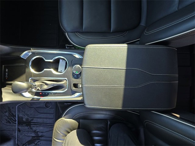 Used 2023 Chevrolet Traverse Premier w/ Redline Edition image 24