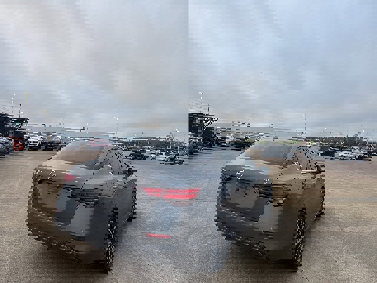 Used 2022 Nissan Sentra SV w/ SV Premium Package image 18