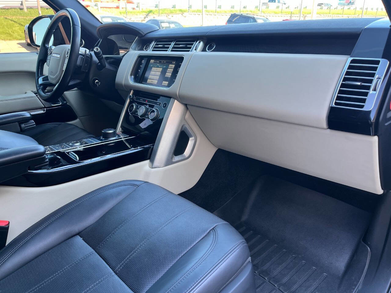Used 2014 Land Rover Range Rover HSE AWD/4WD image 26