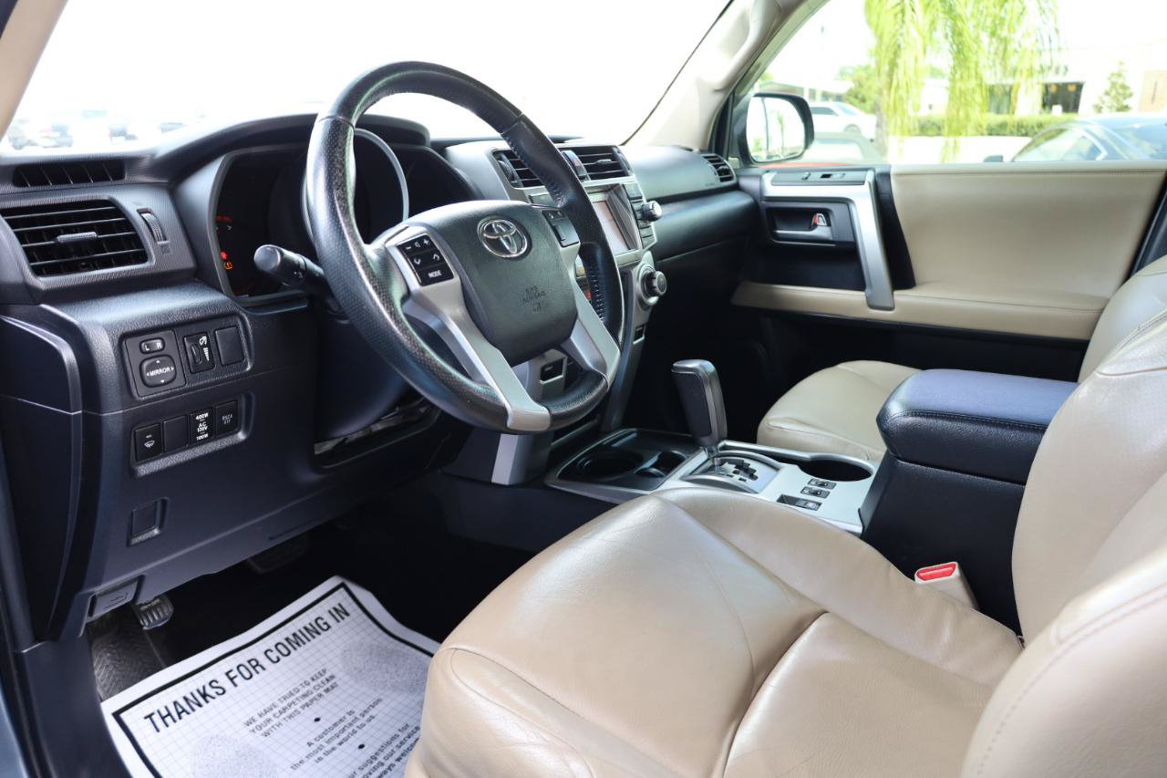 Used 2013 Toyota 4Runner Limited RWD image 8