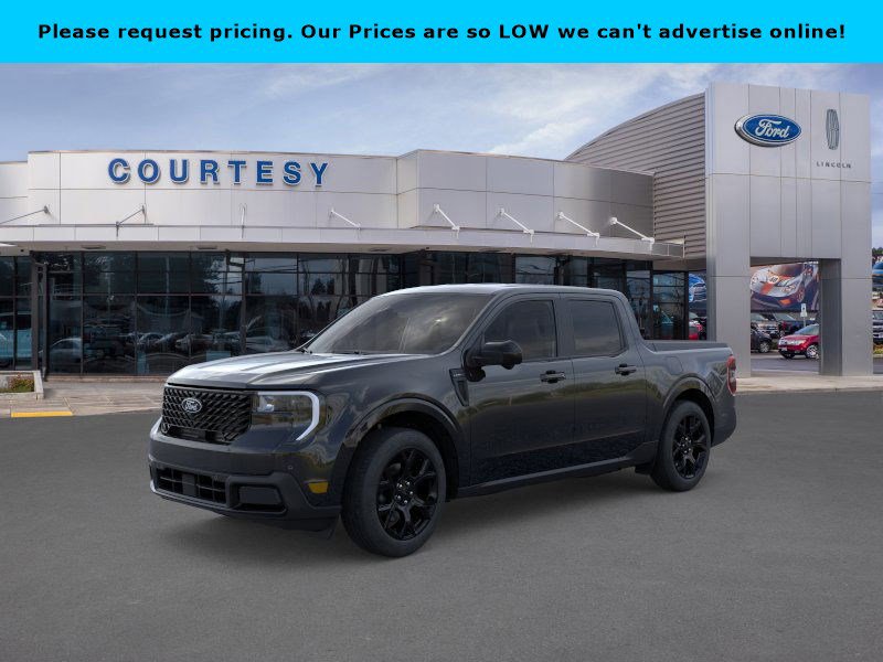 New 2025 Ford Maverick Lariat w/ Black Appearance Package image 1
