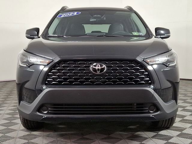 Used 2024 Toyota Corolla Cross LE image 5