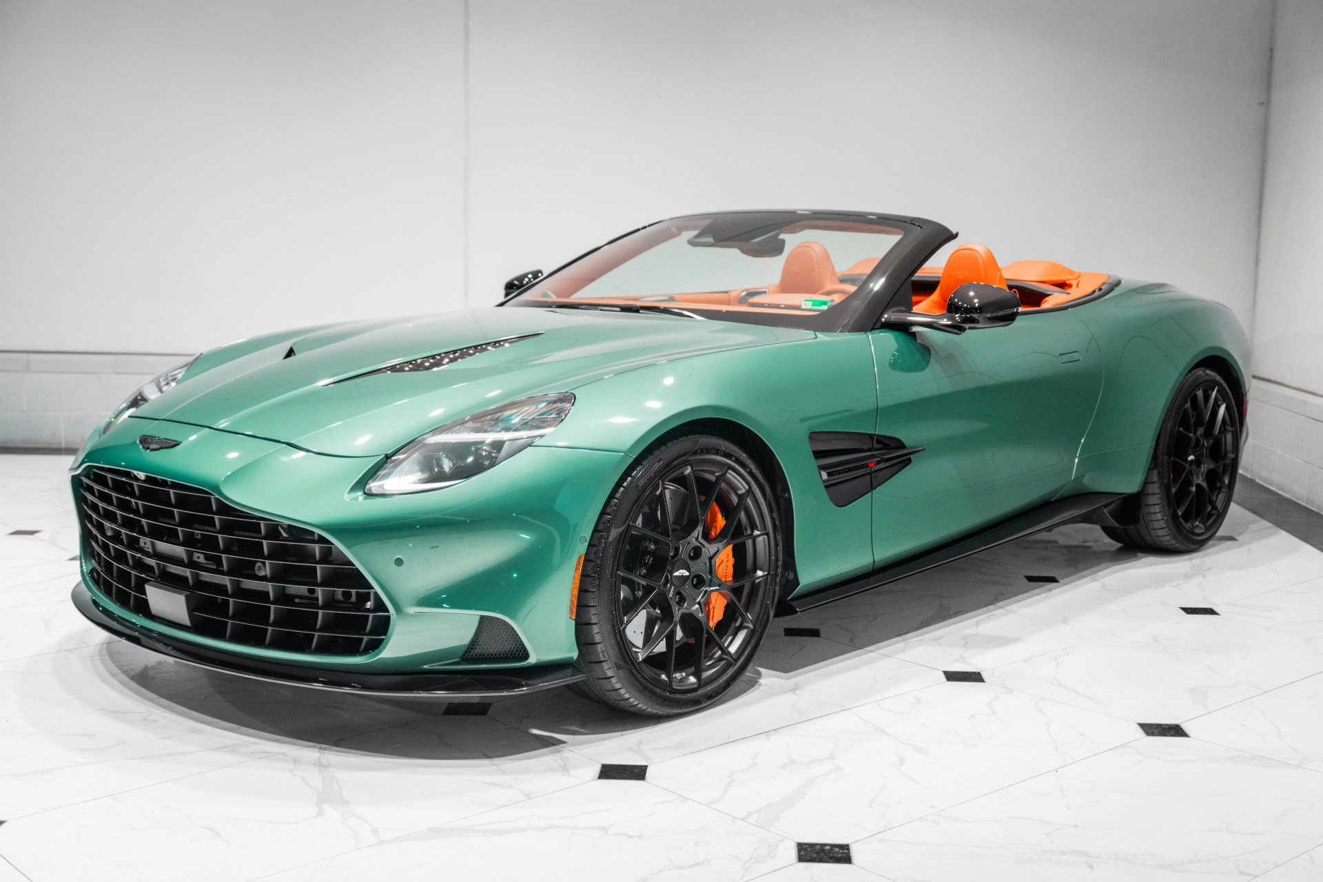 New 2026 Aston Martin Vanquish Convertible image 41