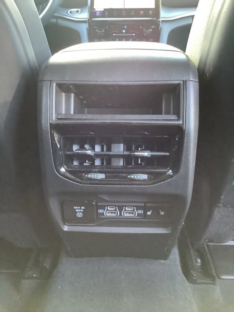 Certified 2023 Jeep Grand Cherokee Limited AWD/4WD image 23