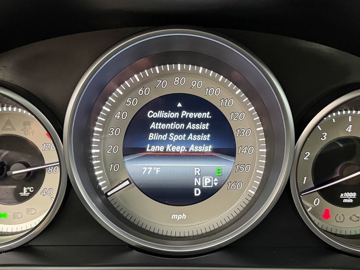 Used 2016 Mercedes-Benz E 350 4MATIC Sedan image 11