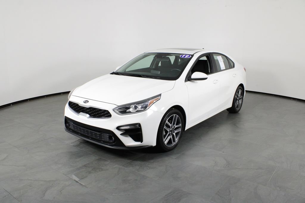 Used 2019 Kia Forte S w/ S Premium Package image 2