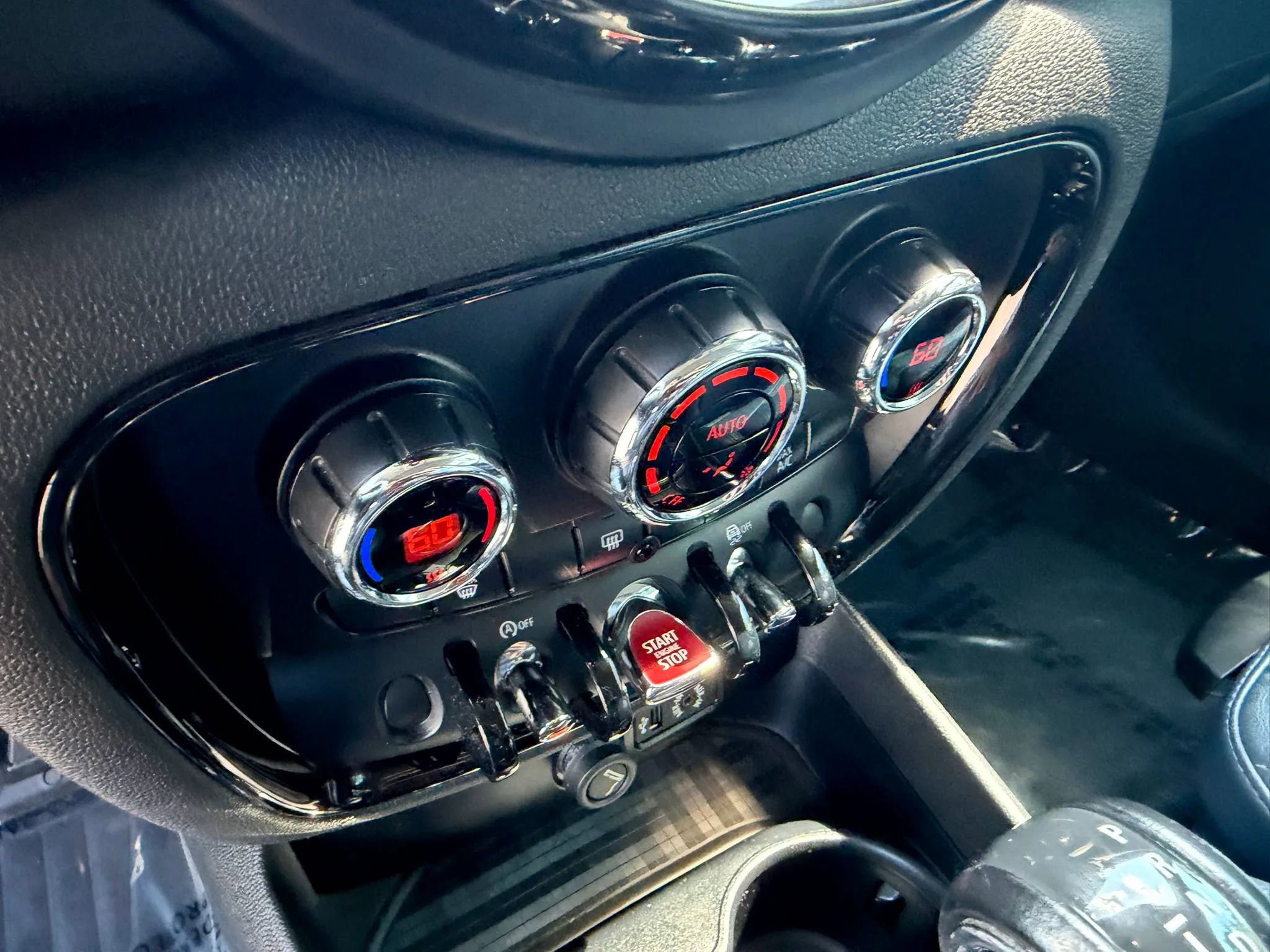 Used 2016 MINI Cooper Clubman FWD image 27