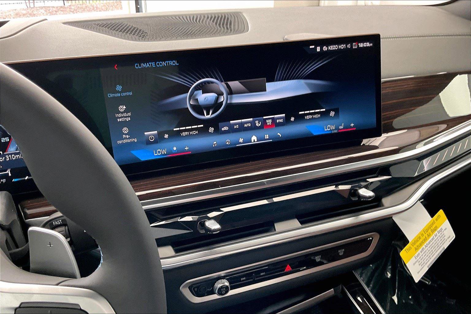 New 2026 BMW X5 M60i image 4