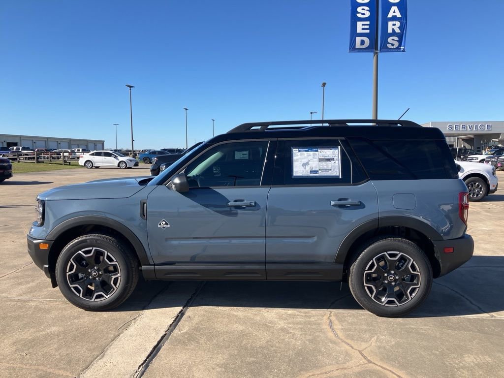 New 2025 Ford Bronco Sport Outer Banks image 4